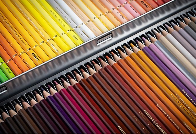 Ölbasierte Buntstifte Set – Hochpigmentierte Farbauswahl in Metallbox