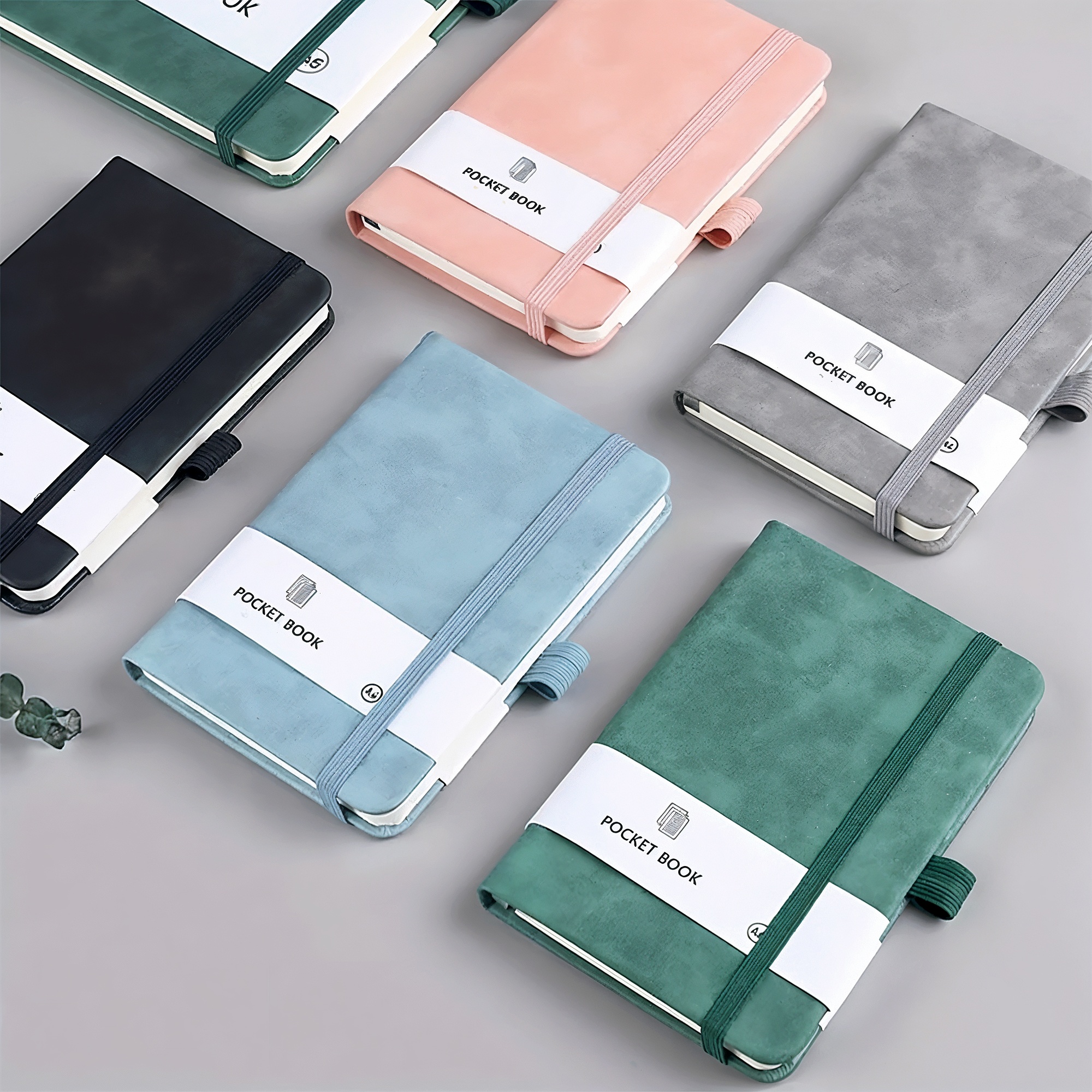 Pocket Notizbuch A7 – Kompaktes Format mit Stifthalter und 200 Seiten