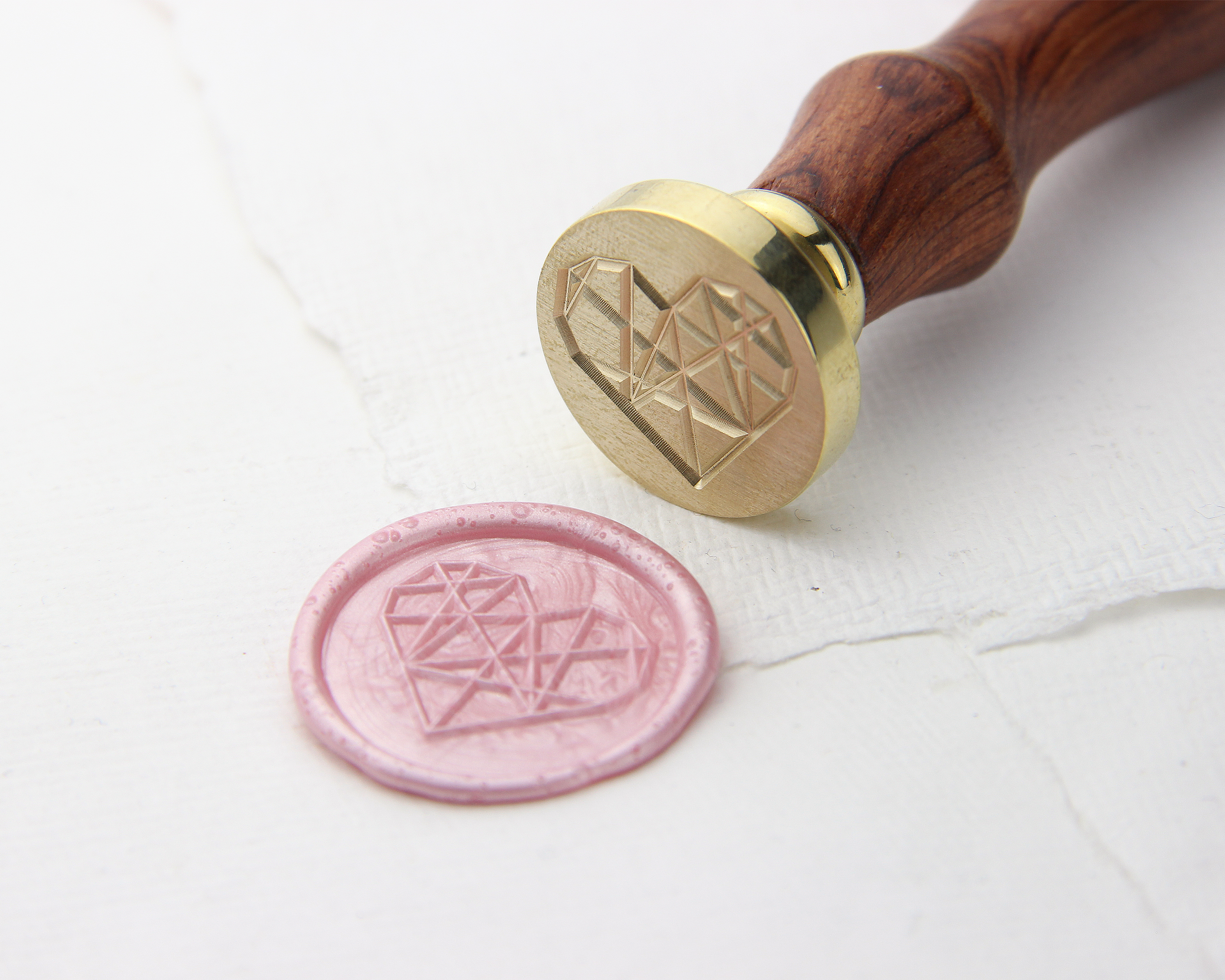 Siegelstempel, Geometrisches Herz, Ø 25mm – Siegel, Stempel, Petschaft, Wachssiegel, Brieffreundschaft, Hochzeitseinladungen