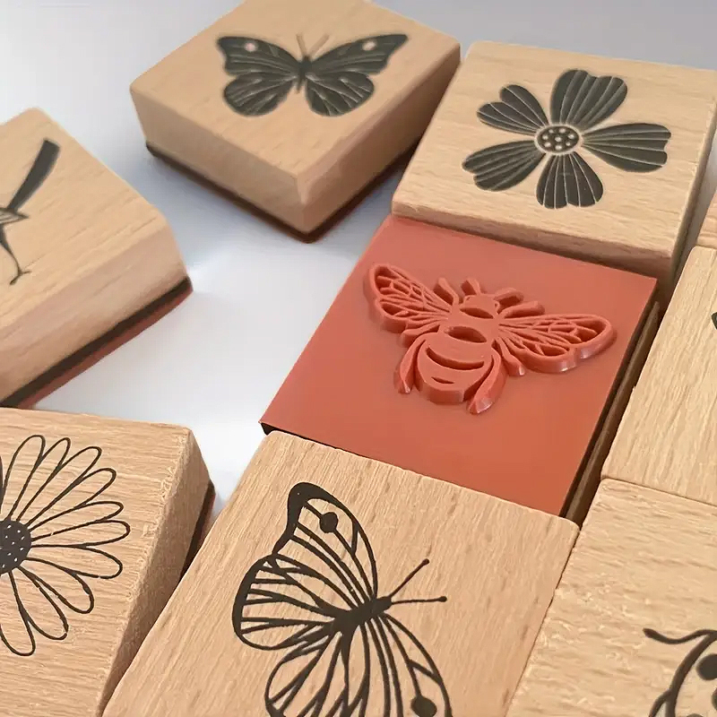 Holzstempel Set Insekten und Blumen – 9-teilig, vielseitige Motive