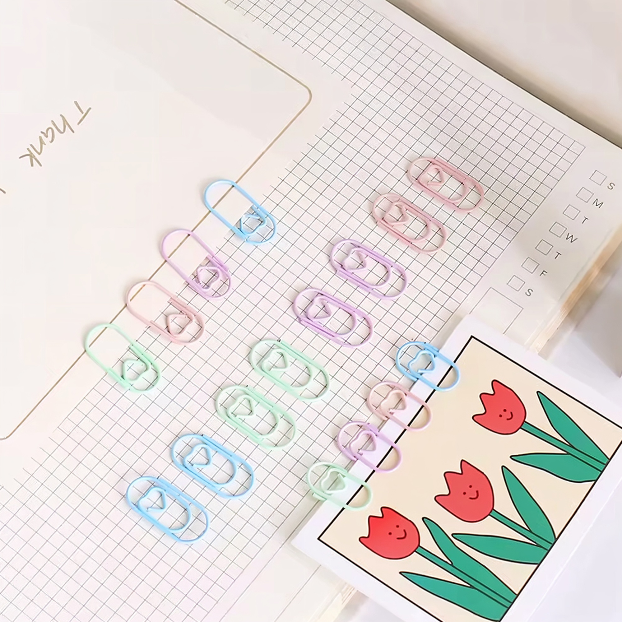 Herzförmige Büroklammern – Set mit 20 Mini Metallclips in Pastellfarben