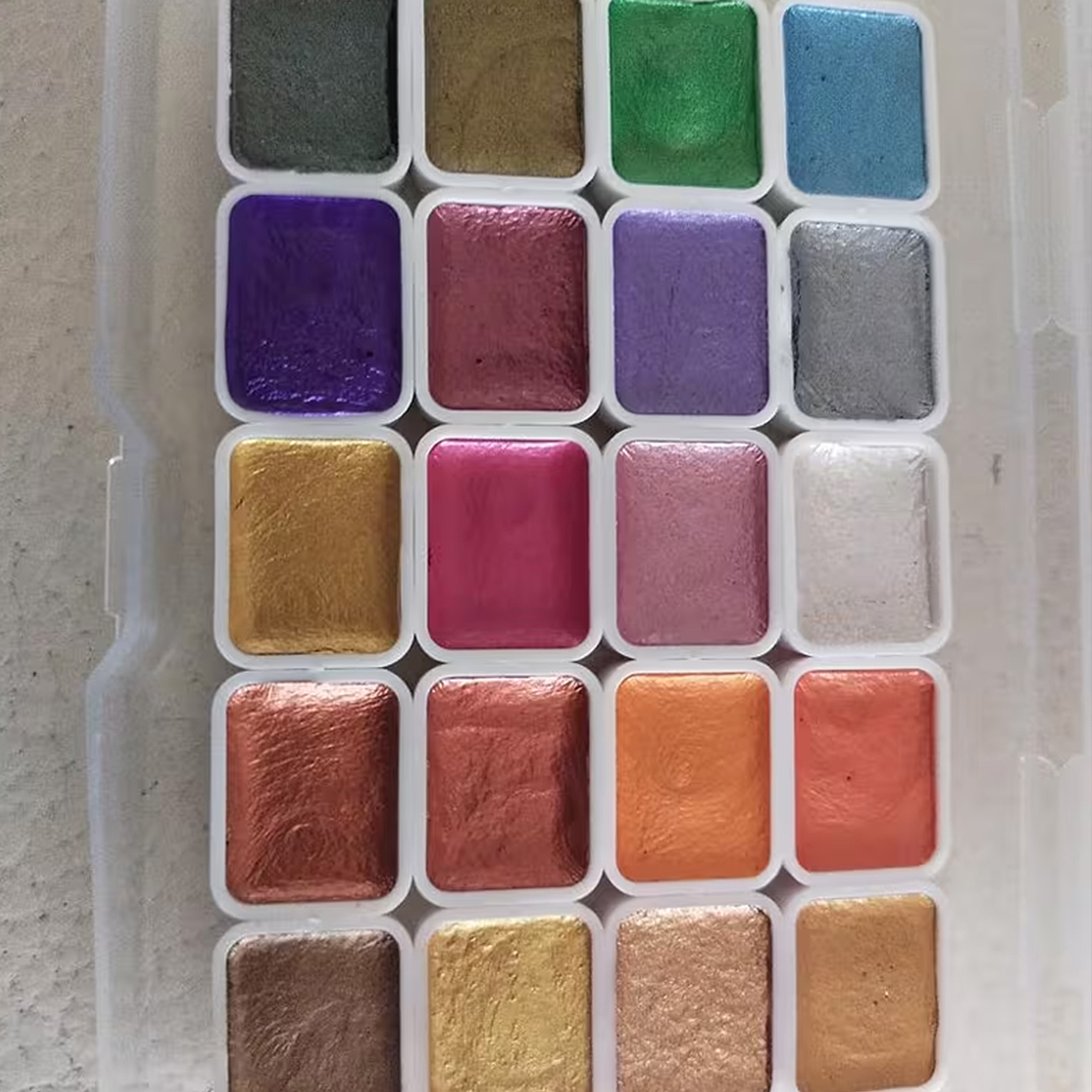 Metallic Aquarellfarben Set – 20 Farben mit Perlmutt- und Metallic-Effekt