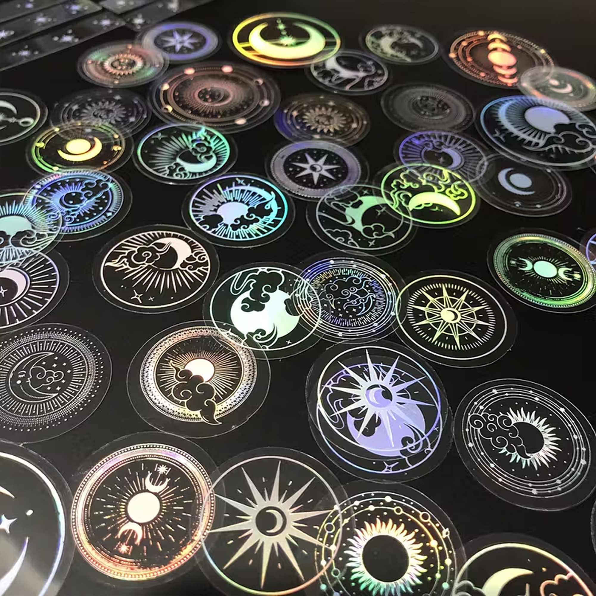 Transparente Schimmer-Sticker Set – 70 PET-Folie Aufkleber mit Mond, Sonne & Sternen